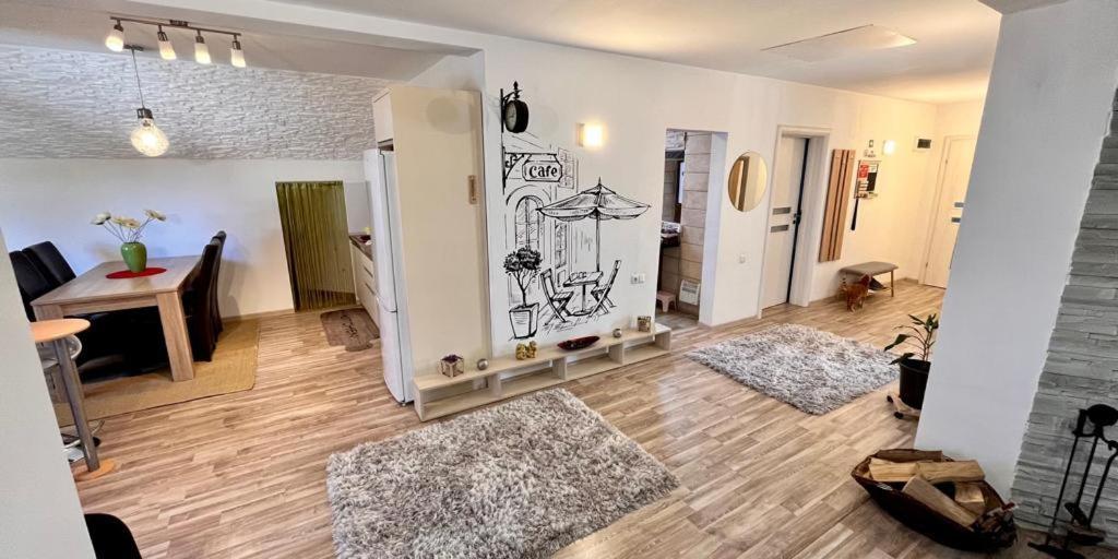 Cristina House Apartment Brasov Luaran gambar
