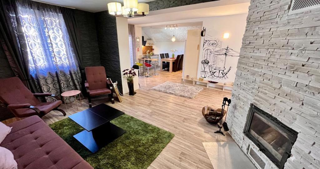 Cristina House Apartment Brasov Luaran gambar