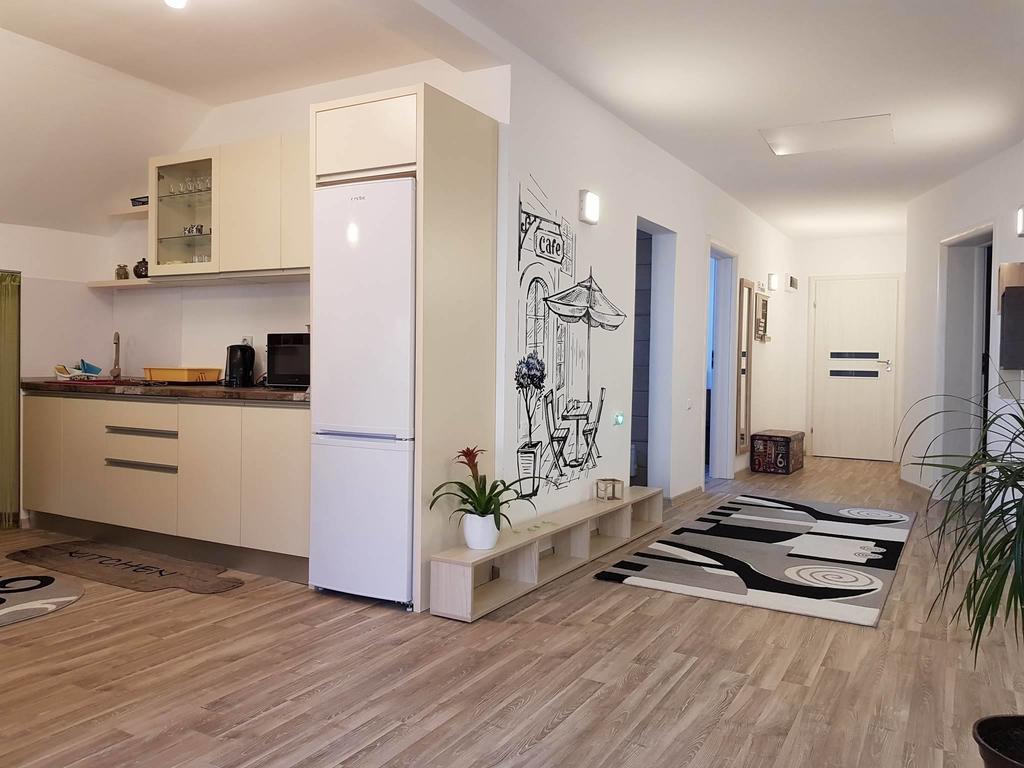 Cristina House Apartment Brasov Luaran gambar