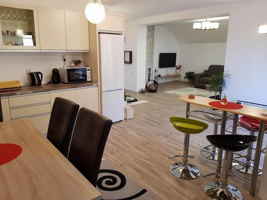 Cristina House Apartment Brasov Luaran gambar